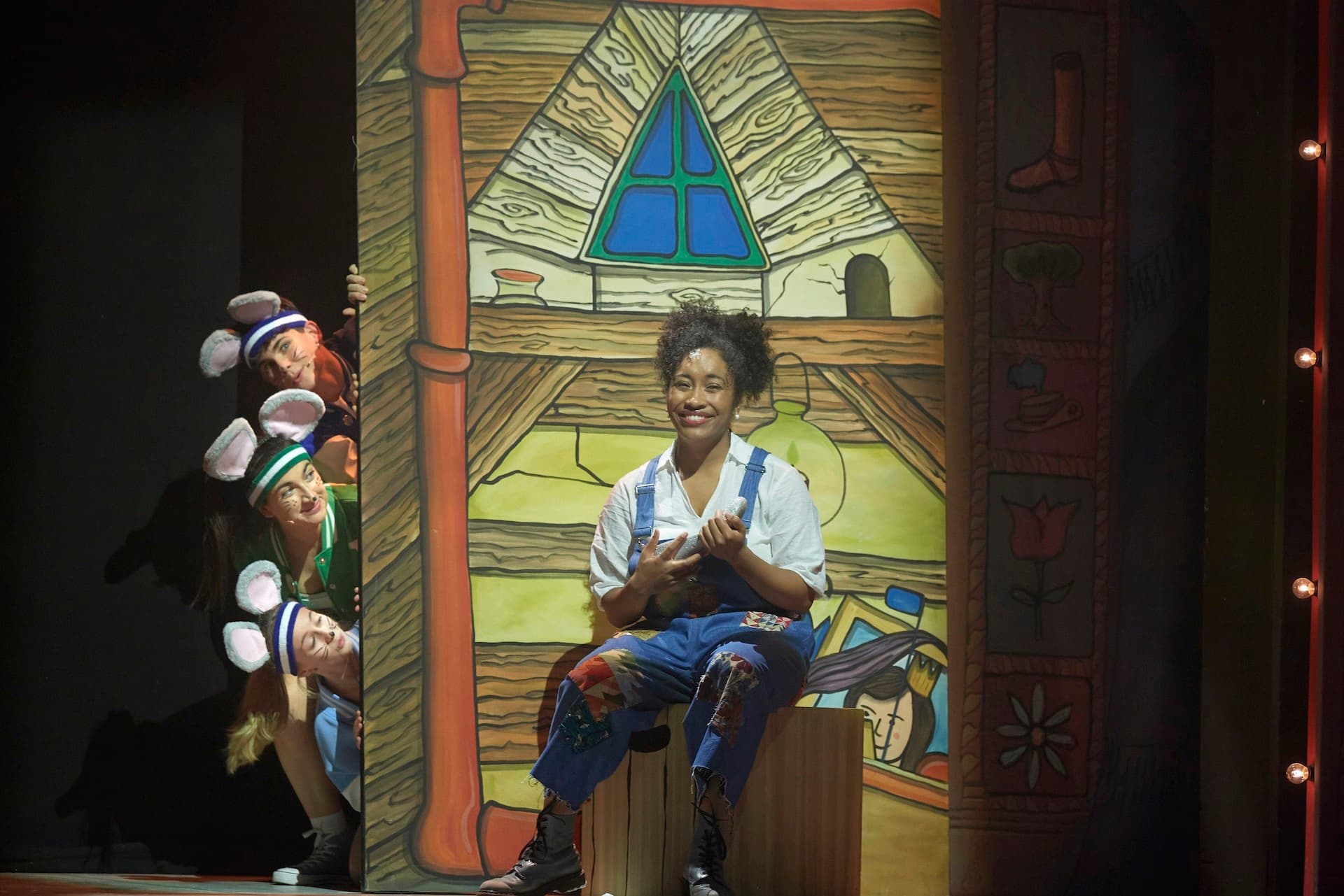 Cinderella (Anna Nicholson and Bobby Goulder)
